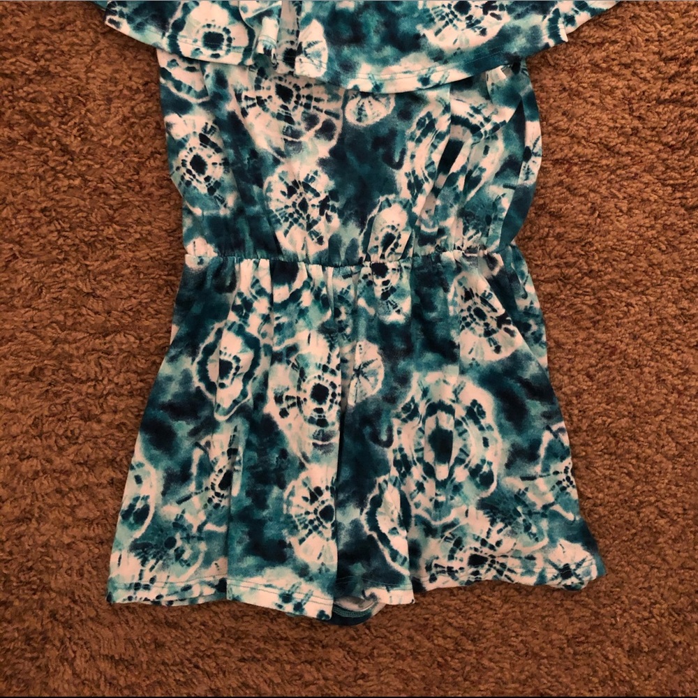 Romper - Picture 2 of 2